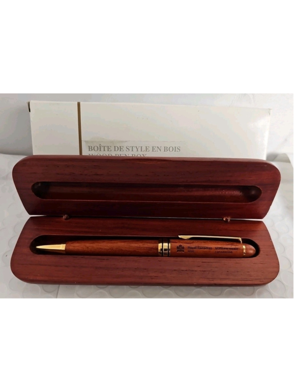 Royal Canadian Mint Wooden Case & Rosewood Pen Collectible Display Office Desk